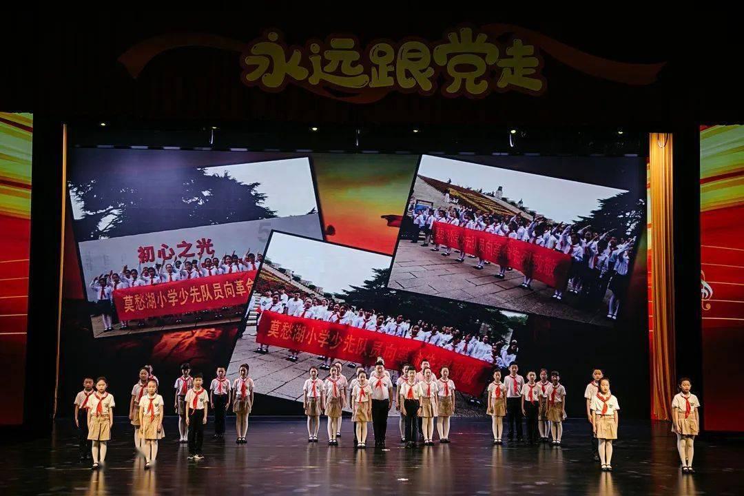 泸州龙马潭: 巧手“剪”出年味儿