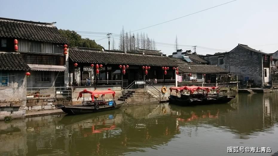 山西足球全力奔跑