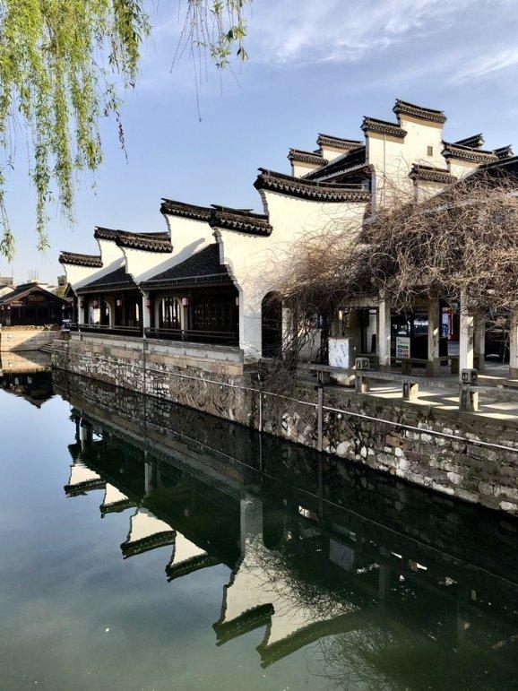 无锡至江阴城际轨道交通工程开通运营